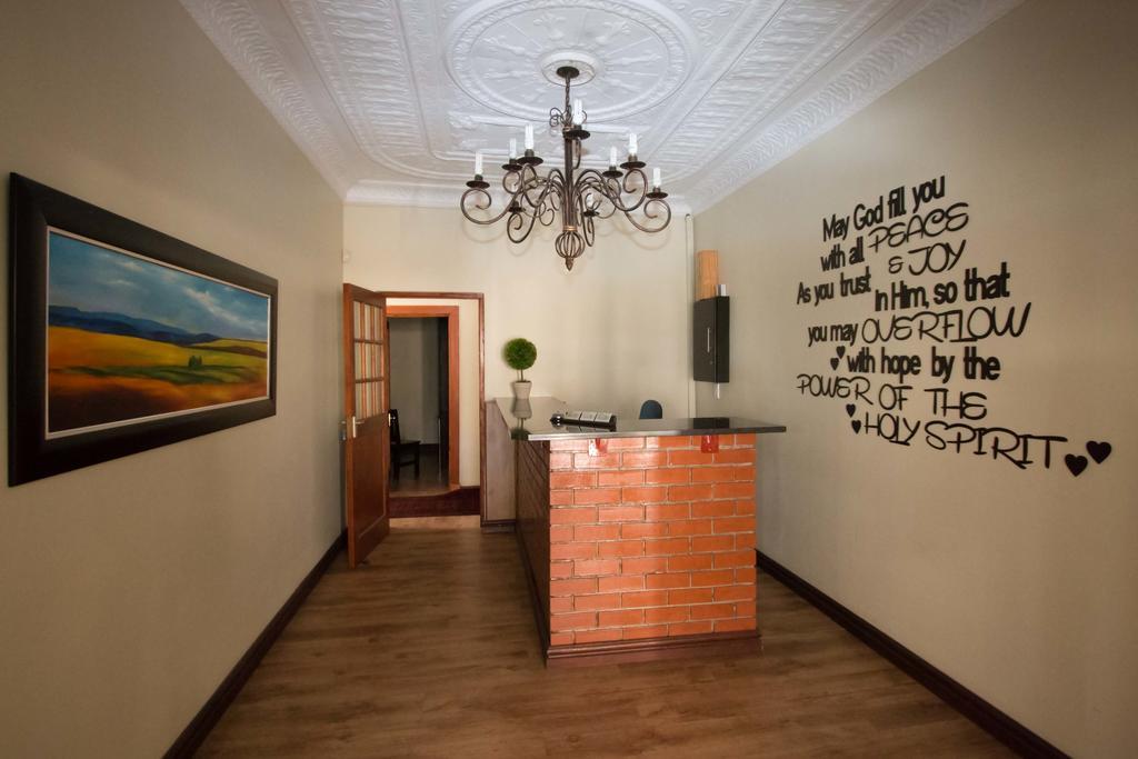 The Nightingale Guesthouse Bloemfontein Exterior photo
