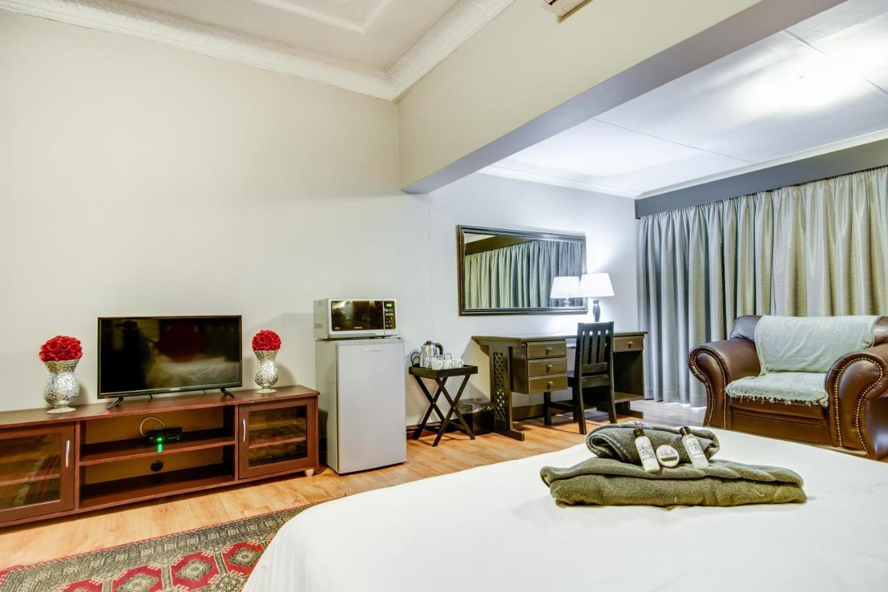 The Nightingale Guesthouse Bloemfontein Exterior photo
