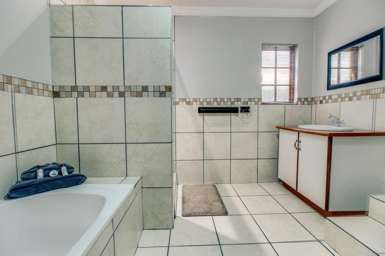 The Nightingale Guesthouse Bloemfontein Exterior photo